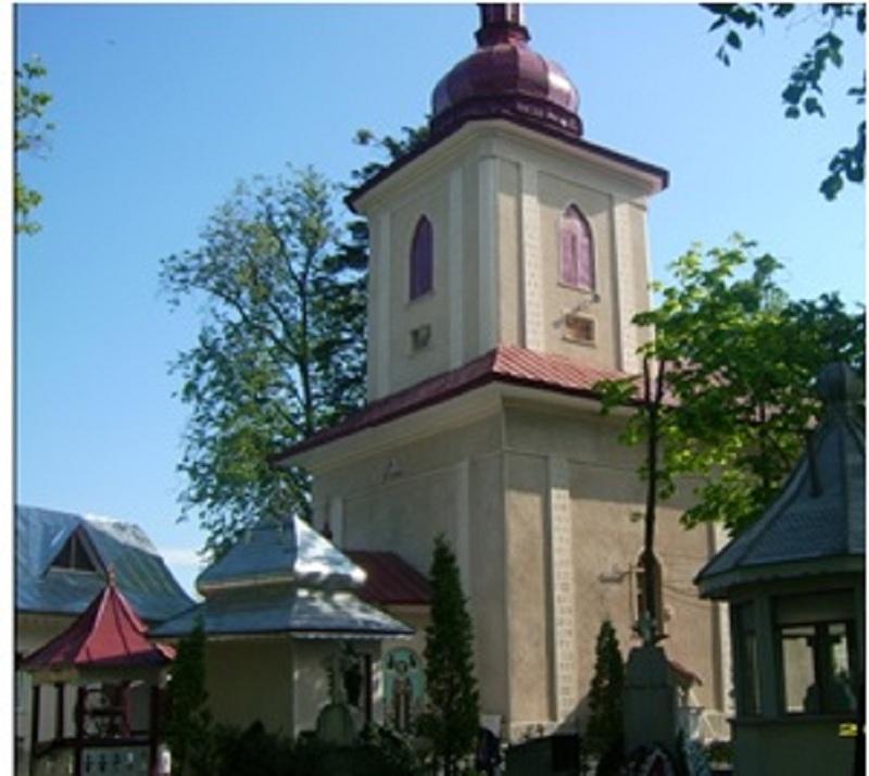 Biserica - vedere exterioară